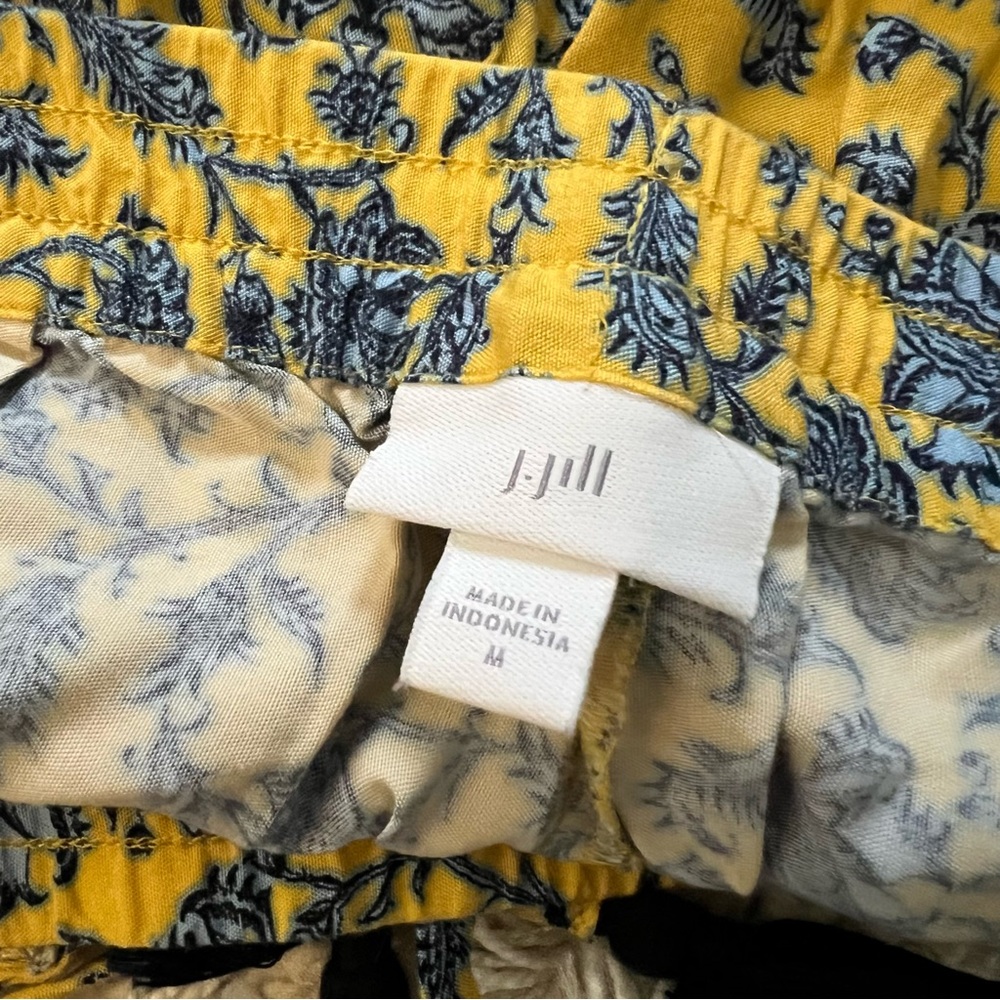 J Jill Yellow Floral Soft Shorts - Picture 4 of 8